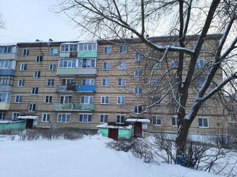 Продается однокомнатная квартира в городе Озеры Московской области