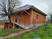 sdfsdf Продается коттедж в прекрасном месте с панорамным видом на реку Оку в деревне Смедово Озерского района Московской области.